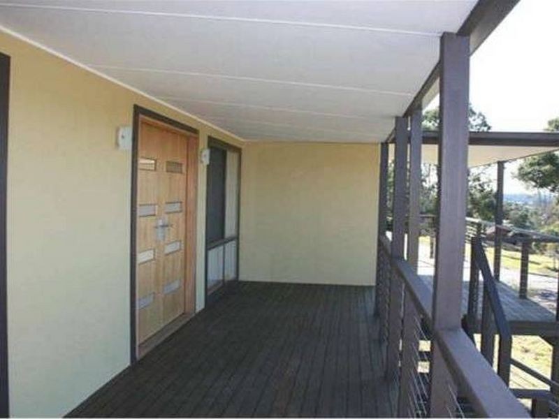 11 Pioneer Avenue, Moruya NSW 2537