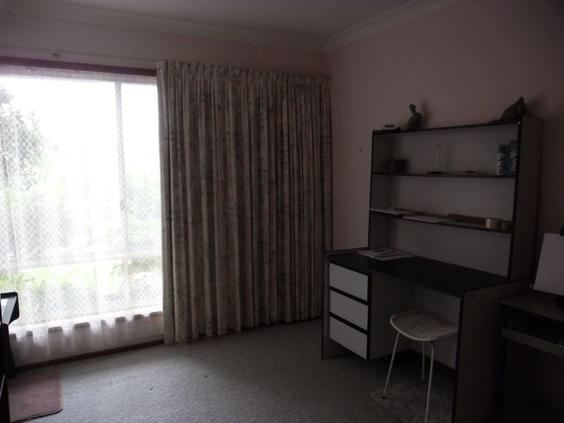 3 Craig Mostyn Place, Moruya NSW 2537