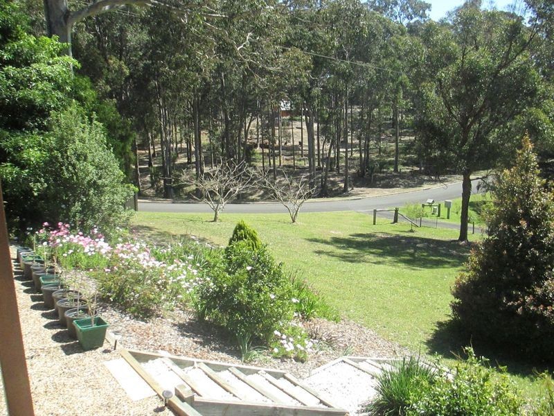 24 Brown Close, Moruya Heads NSW 2537