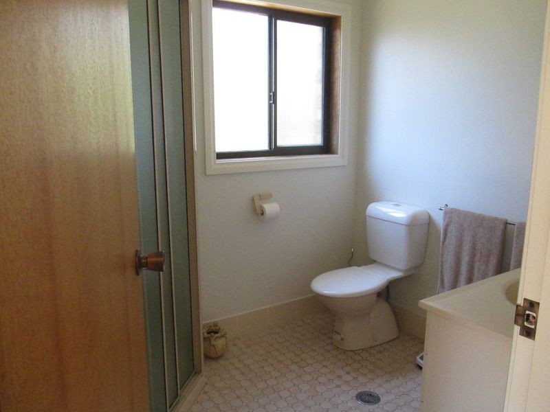 24 Brown Close, Moruya Heads NSW 2537