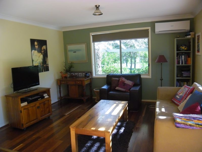 9 Halyard Drive, Moruya Heads NSW 2537