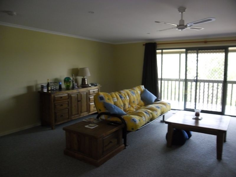 10 Kiora Street, Moruya NSW 2537