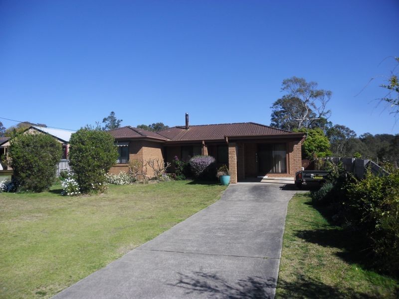 3A Luck Street, Moruya NSW 2537