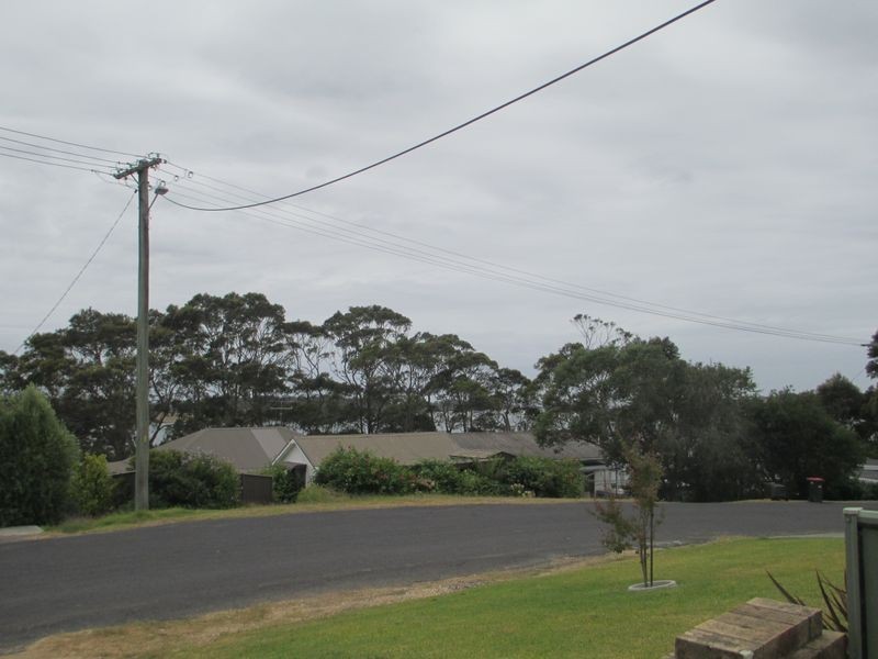 7 Millers Crescent, Moruya Heads NSW 2537