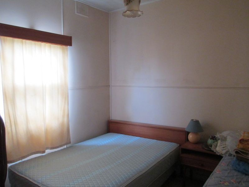 7 Millers Crescent, Moruya Heads NSW 2537