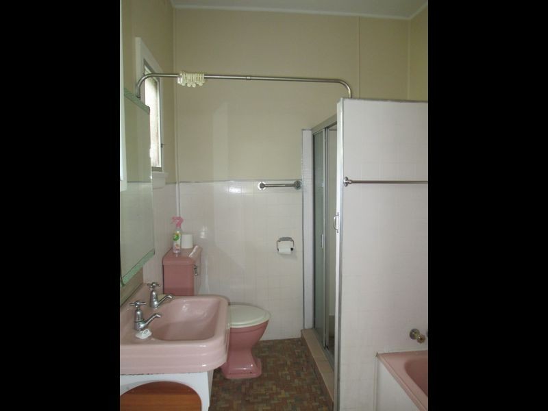 7 Millers Crescent, Moruya Heads NSW 2537