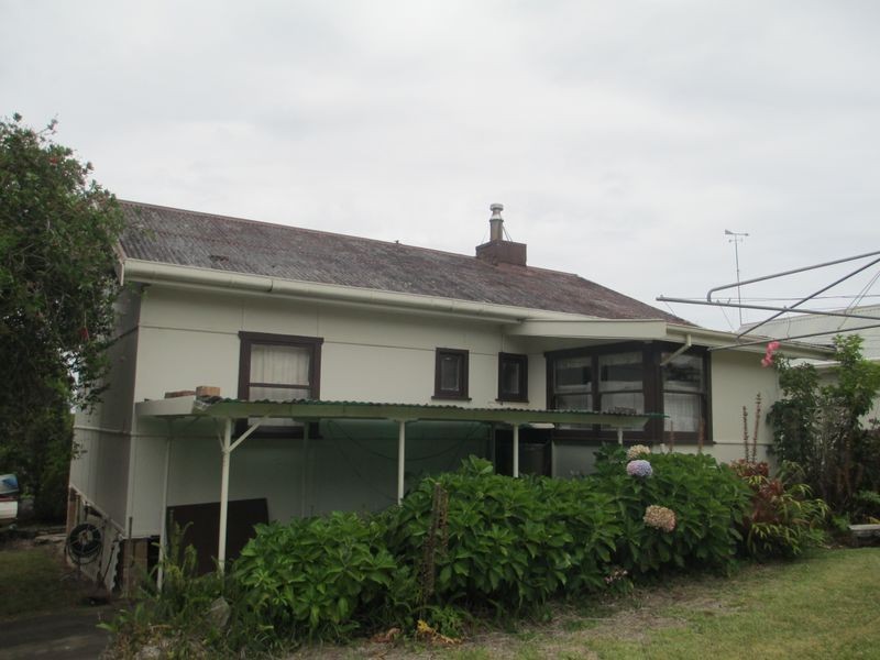 7 Millers Crescent, Moruya Heads NSW 2537