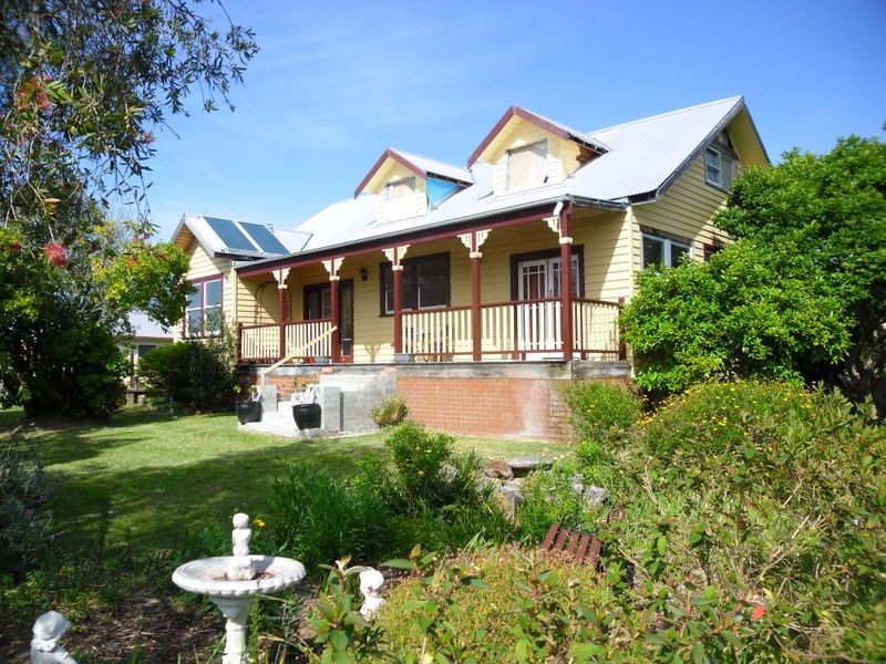 75 Hawdon Street, Moruya NSW 2537