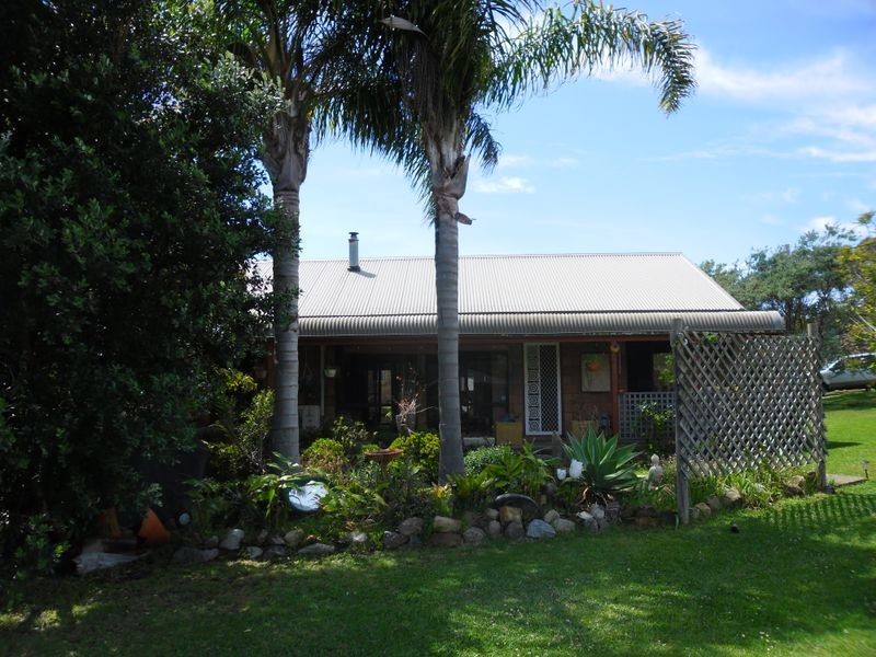 4 Jennifer Place, Moruya Heads NSW 2537