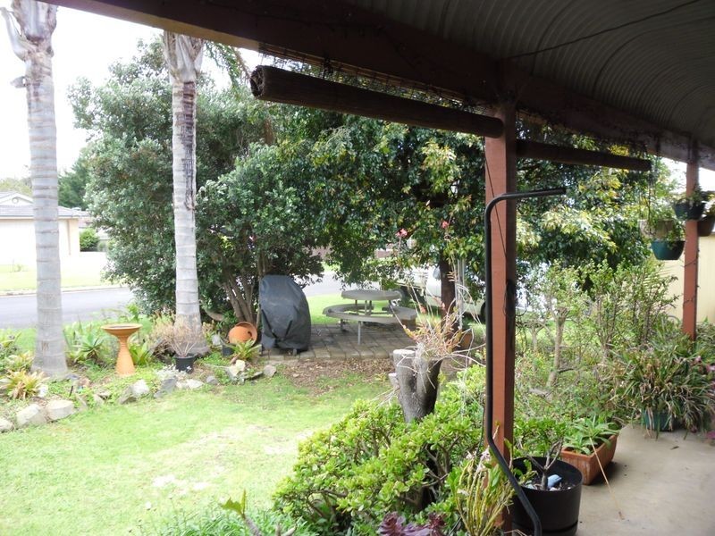 4 Jennifer Place, Moruya Heads NSW 2537