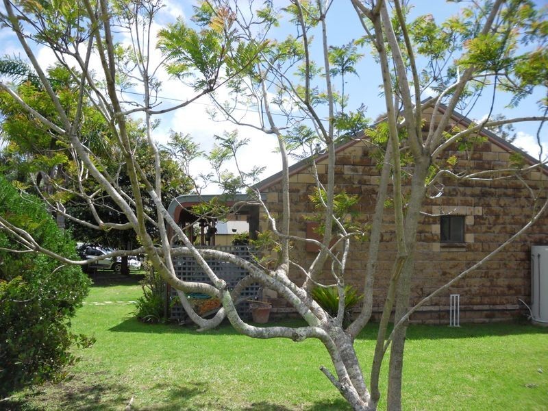 4 Jennifer Place, Moruya Heads NSW 2537