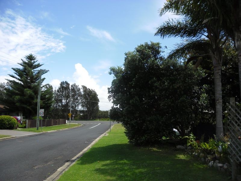 4 Jennifer Place, Moruya Heads NSW 2537