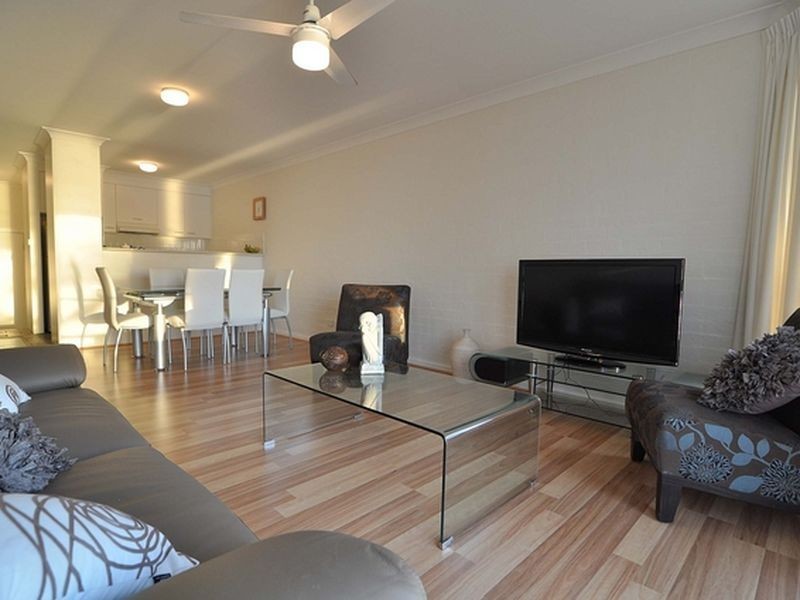 8/55 Jutland Ave, Tuross Head NSW 2537