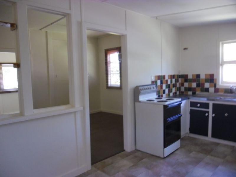 7 Campbell Street, Moruya NSW 2537