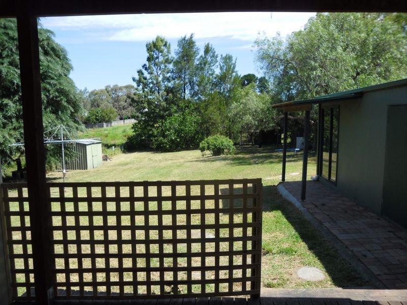 7 Campbell Street, Moruya NSW 2537