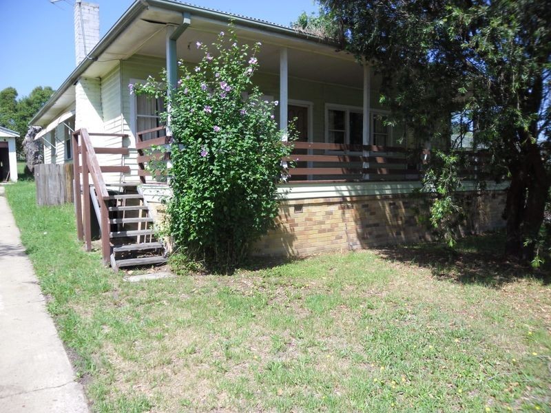 45 Campbell Street, Moruya NSW 2537