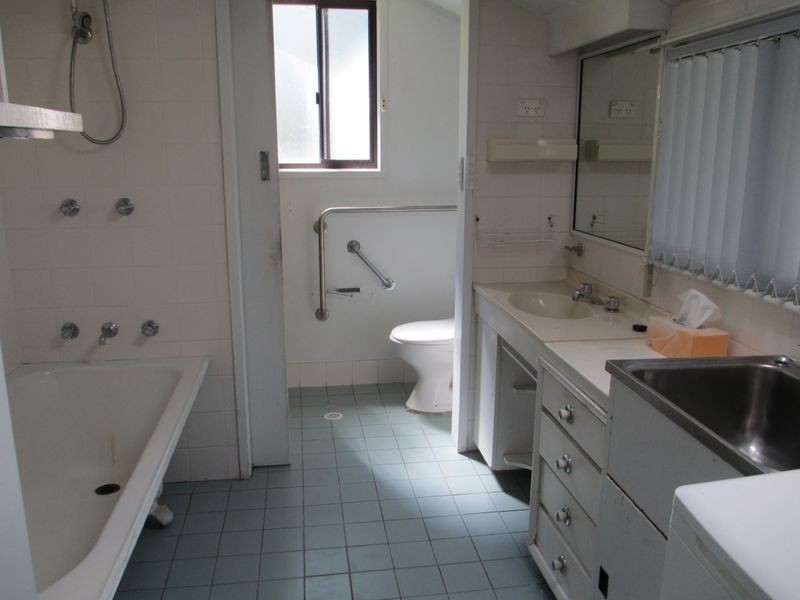 79 Campbell Street, Moruya NSW 2537