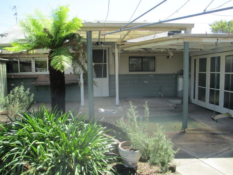 79 Campbell Street, Moruya NSW 2537