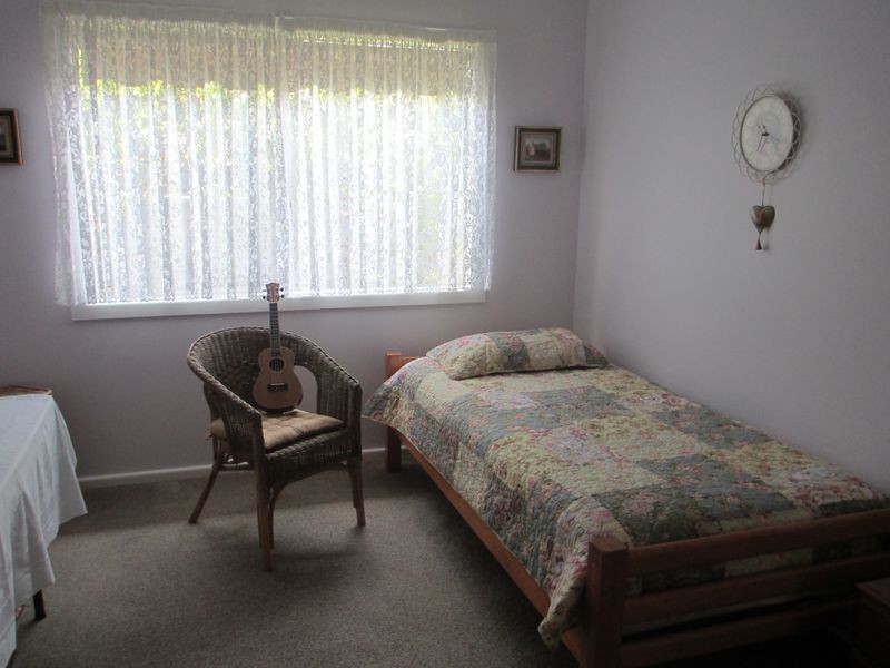 24 Shore Street, Moruya NSW 2537