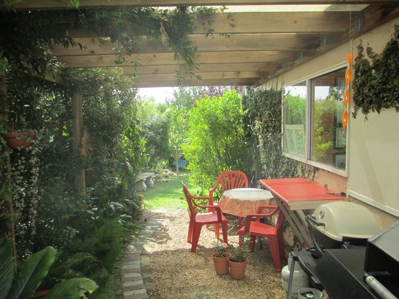 24 Shore Street, Moruya NSW 2537