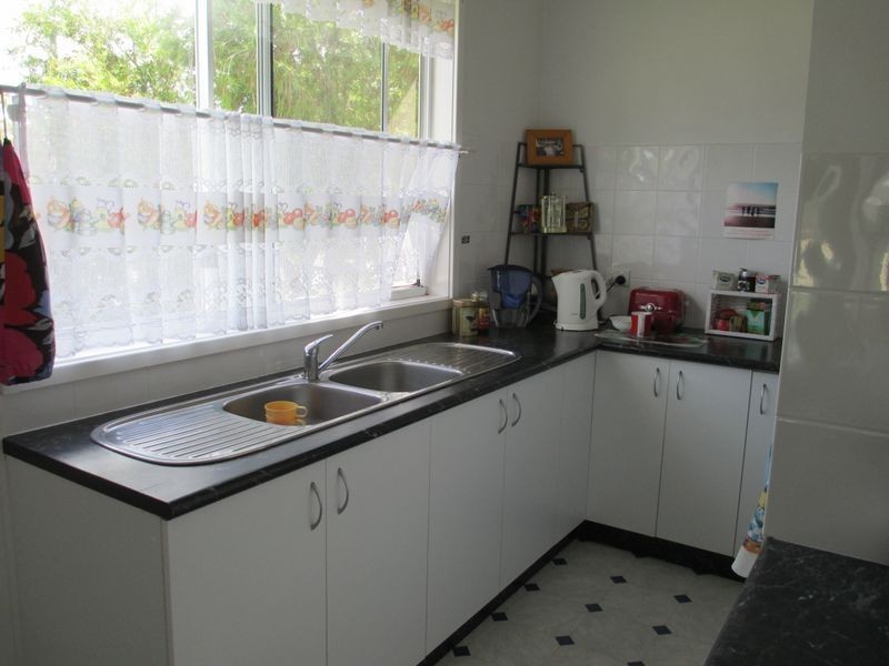 4 Sutcliffe Street, Bodalla NSW 2545