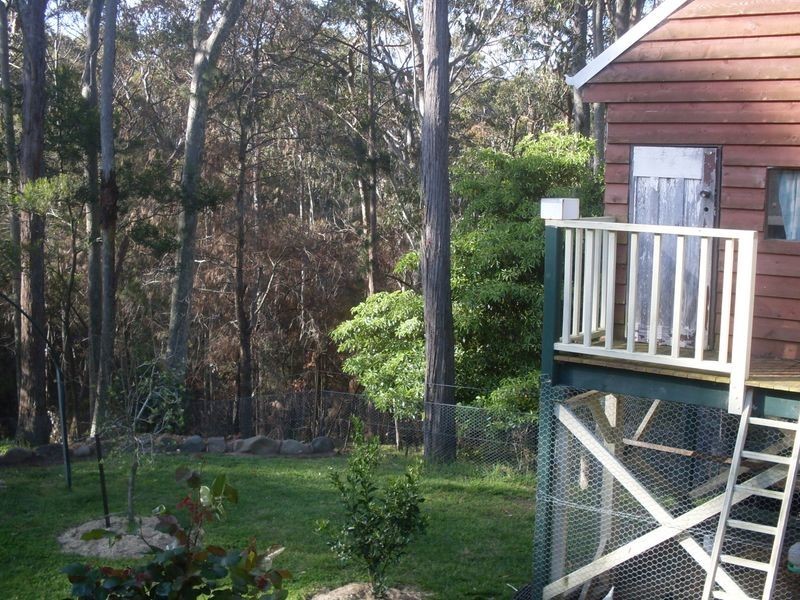10 Grove Place, Moruya Heads NSW 2537