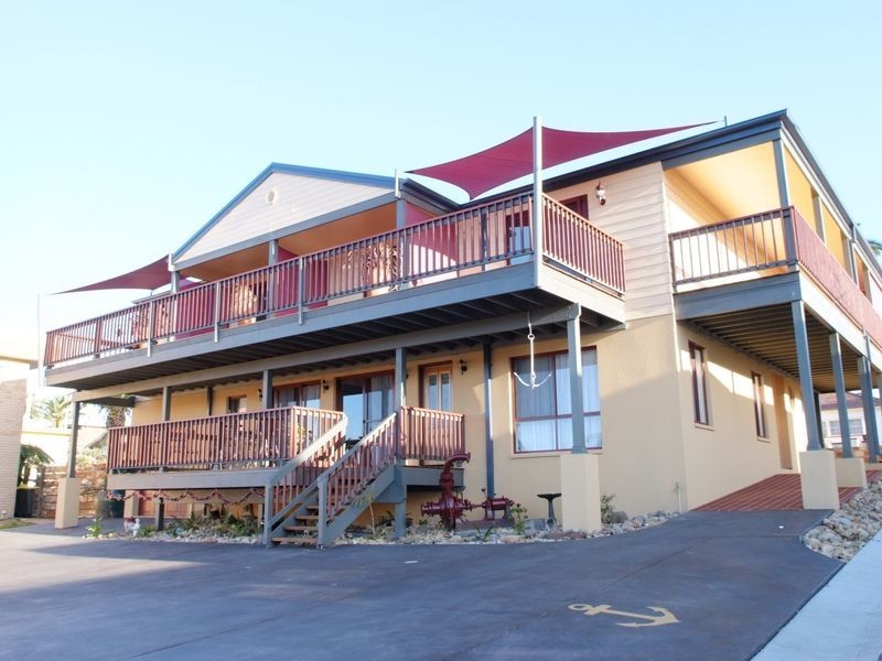 5 Tilba Street, Narooma NSW 2546