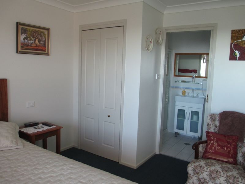 5 Tilba Street, Narooma NSW 2546