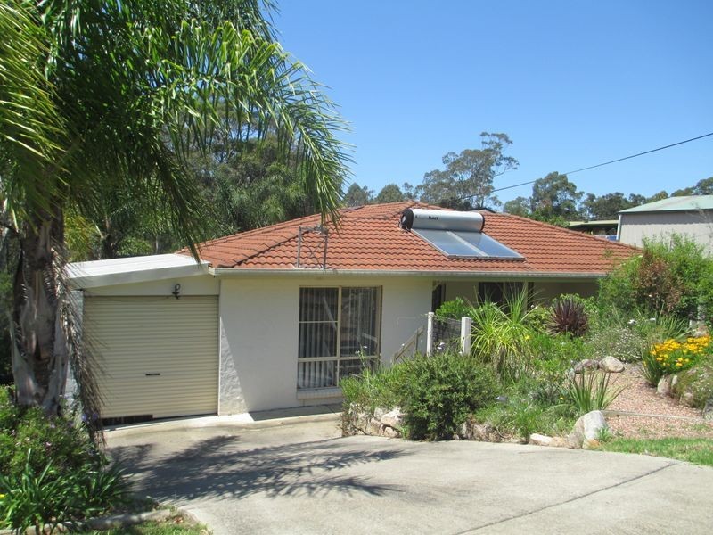 18 Crest Crescent, Moruya Heads NSW 2537