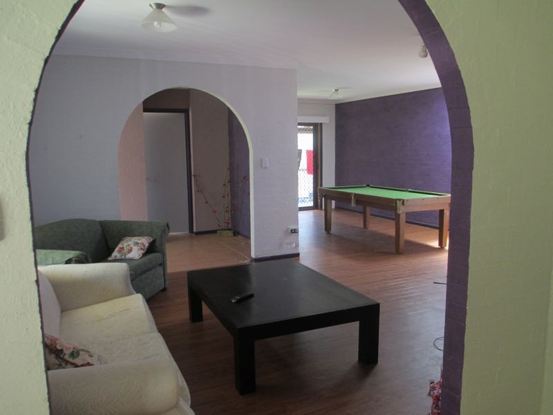 18 Crest Crescent, Moruya Heads NSW 2537