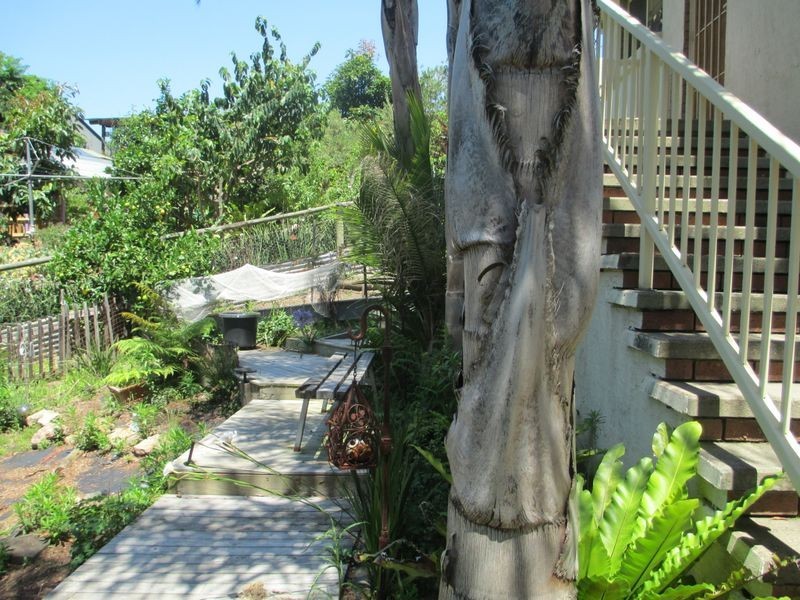 18 Crest Crescent, Moruya Heads NSW 2537