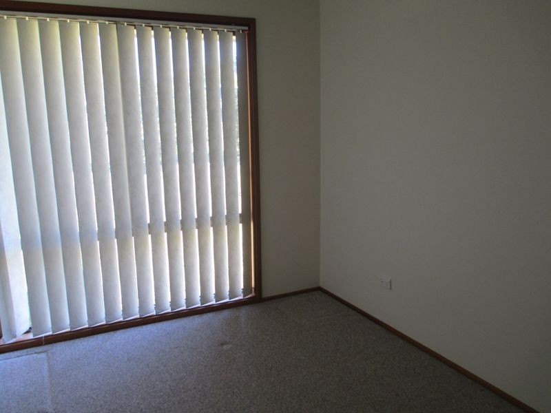 12 Luck Street, Moruya NSW 2537