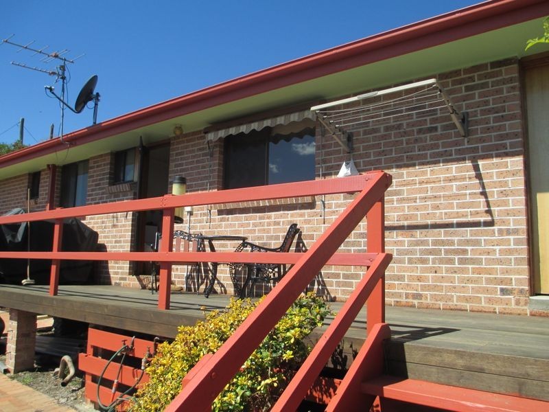 8 Ryan Place, Moruya NSW 2537