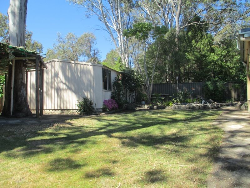 4 Spencer St, Moruya NSW 2537
