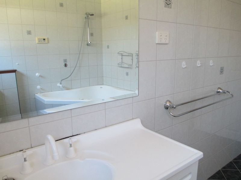 114 Pollwombra Road, Moruya NSW 2537