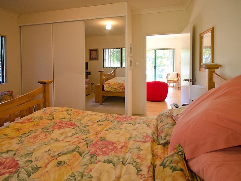 16 Halyard Drive, Moruya Heads NSW 2537