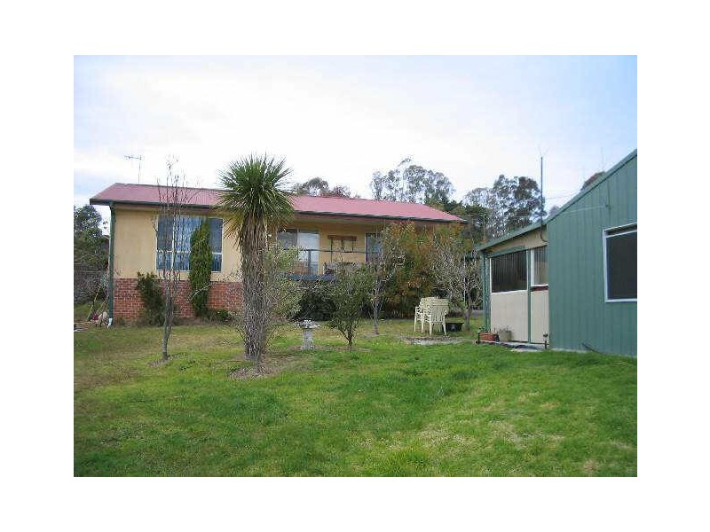 6 Fitzroy Street, Moruya NSW 2537
