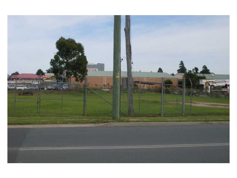 73A Queen Street/13 Ford Street, Moruya NSW 2537