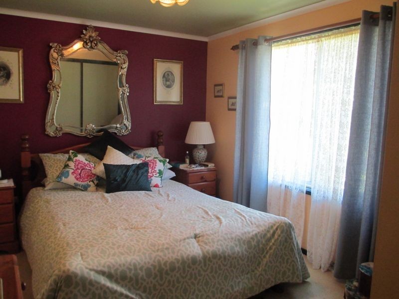 220 South Head Road, Moruya Heads NSW 2537
