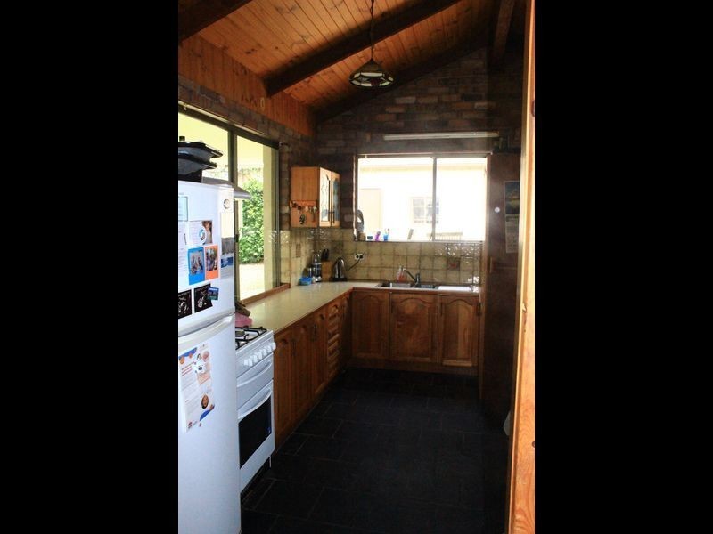 1 James Avenue, Congo NSW 2537