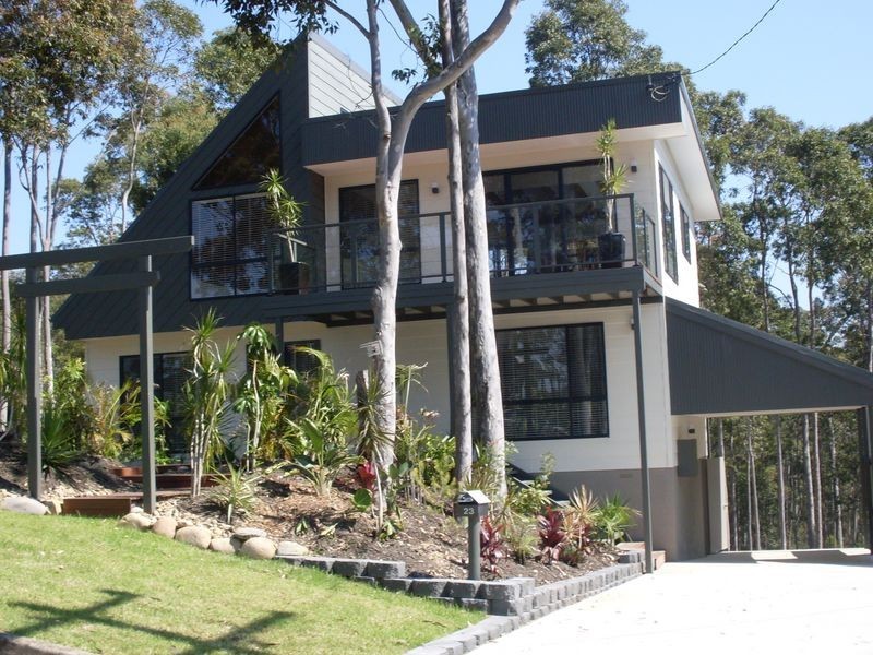 23 Hazel Road, Moruya Heads NSW 2537