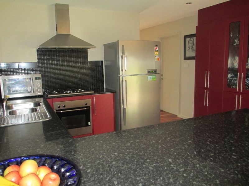 6 Scenic Place, Moruya Heads NSW 2537