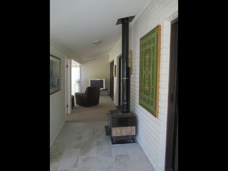 81 Wamban Road, Moruya NSW 2537