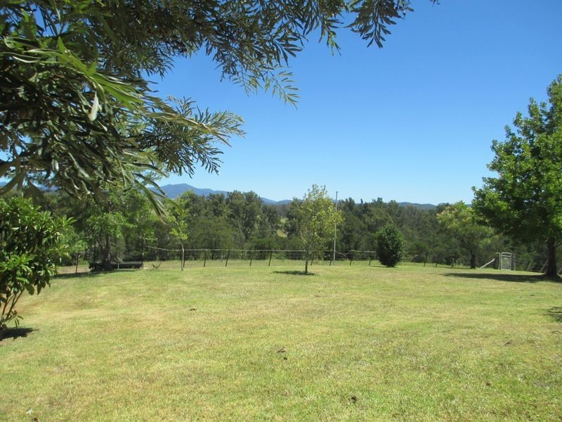 81 Wamban Road, Moruya NSW 2537