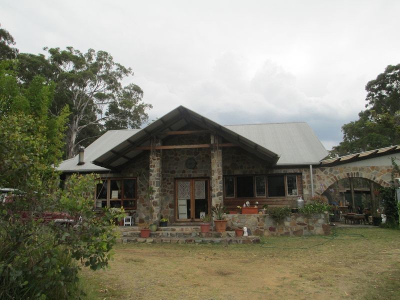 27 Summer Place, Bingie NSW 2537