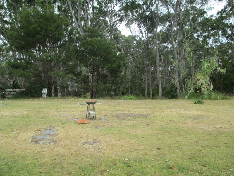 27 Summer Place, Bingie NSW 2537