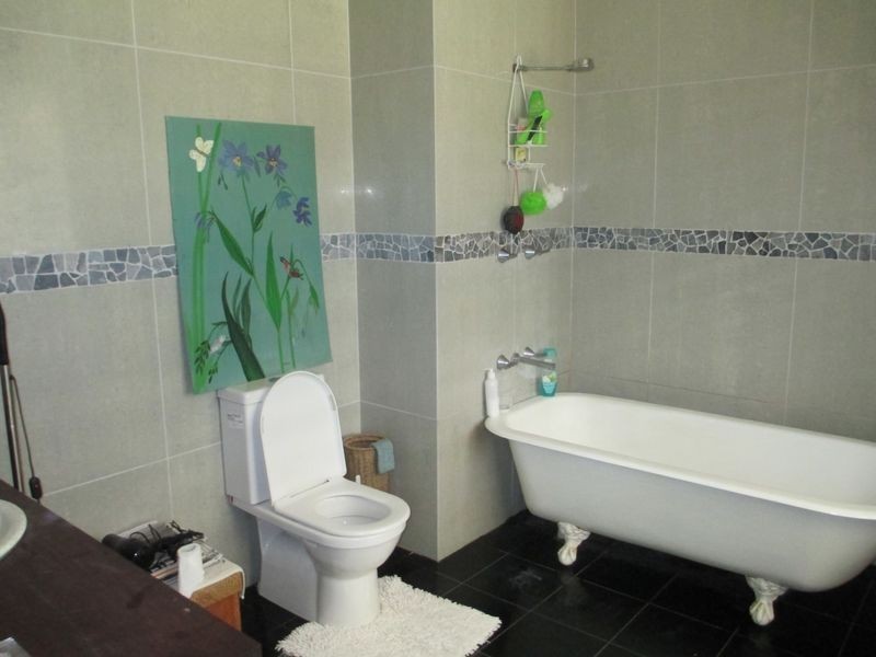 27 Summer Place, Bingie NSW 2537