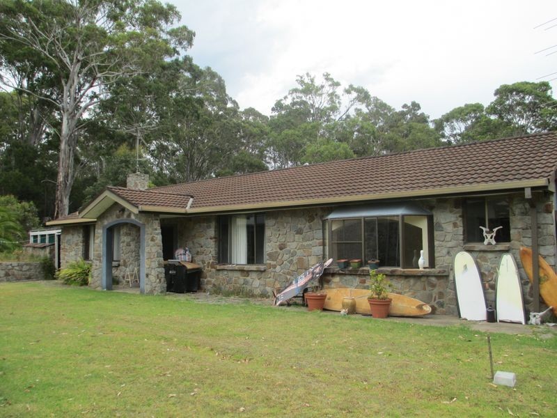 27 Summer Place, Bingie NSW 2537