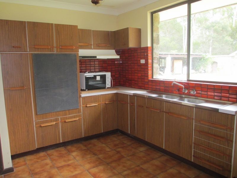 27 Summer Place, Bingie NSW 2537