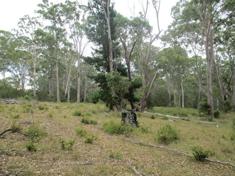 27 Summer Place, Bingie NSW 2537